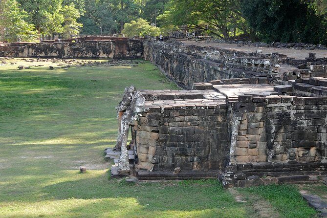 1-Day Angkor Wat Sunrise & All Interesting Temples Private Tour - Baphuon and Phimeanakas: Hindu Temples and Royal Palaces