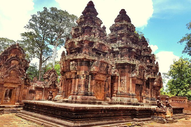 1day Private tour, Angkor sunrise,all main temples, Banteay srei - Angkor Wat sunrise and the main temple visit