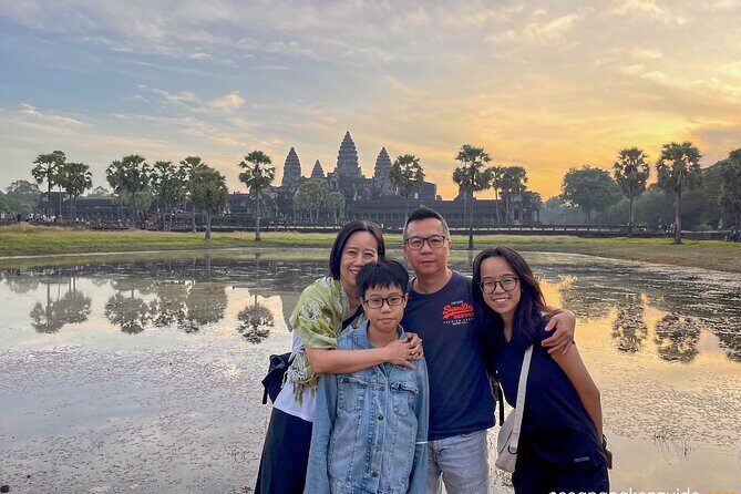 2-Day Angkor Wat and Banteay Srei with Countryside Exploration - Sunrise at Angkor Wat and what that early start really buys you