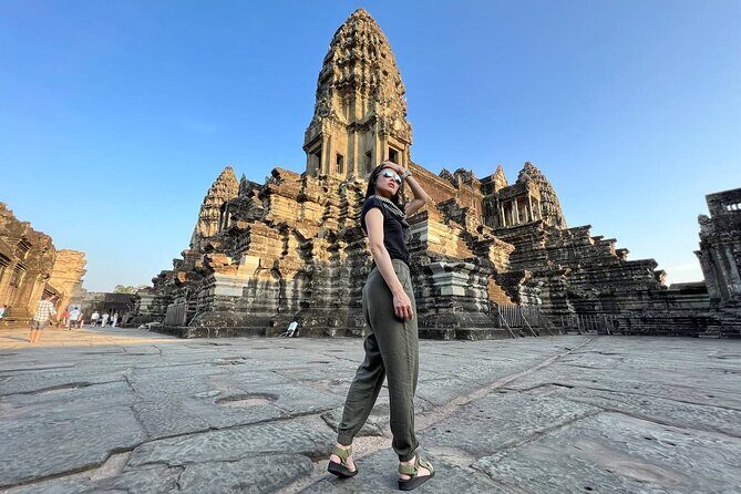 2-Day Angkor Wat Tour with Banteay Srei and Floating Village - Price and what you’ll budget on top of $130