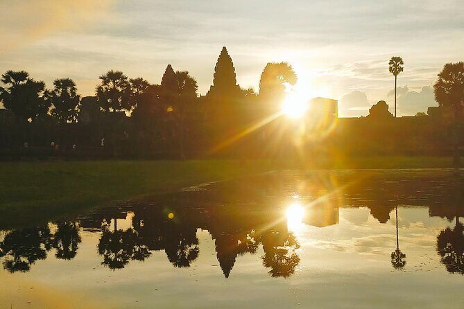 2-Day tour with sunrise - Day 2 sunrise at the west gate and Preah Khan after dawn