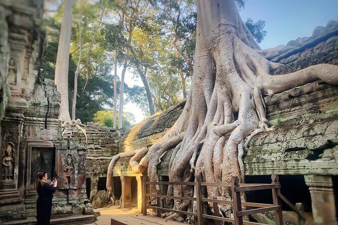 2 Days Guided Historical Tour in Angkor - Pickup Timing and Comfort on a 4:30 a.m. Start