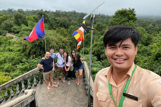4-Day Excursion of Angkor, Koh Ker, Beng Mealea, Tonle Sap and Waterfalls - Day 3: Phnom Kulen country roads, Banteay Srei’s red sandstone, and Kampong Phluk by boat