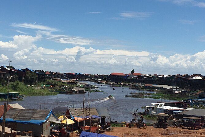 A day Trip Sightseeing Phnom Penh - Siem Reap - Private English Speaking Driver - Kampong Kleang stilted fishing villages and the Tonle Sap boat ride option