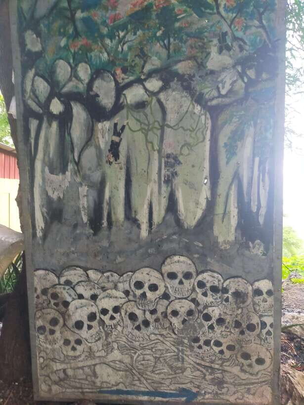 A Day TukTuk Handicrafts Bambootrain Killing&BatCaves,Sunset - Ek Phnom temples: Buddha stories and Angkor-era ruins