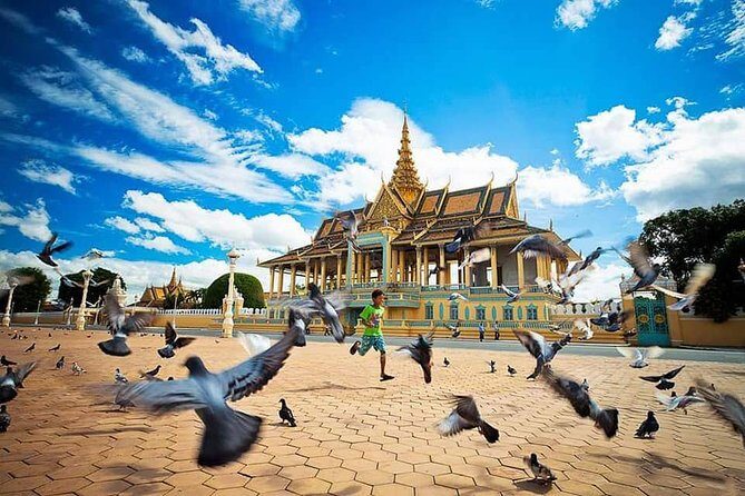 A Half Day Tour in Phnom Penh City - Royal Palace and Silver Pagoda: a must-see start with a dress-code reality check
