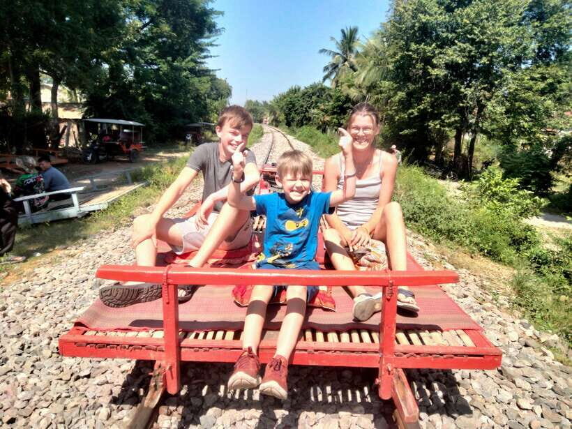 Afternoon Tour: Bamboo Train, Killing Cave &Bat Cave - The guide experience: what makes people rate this so highly