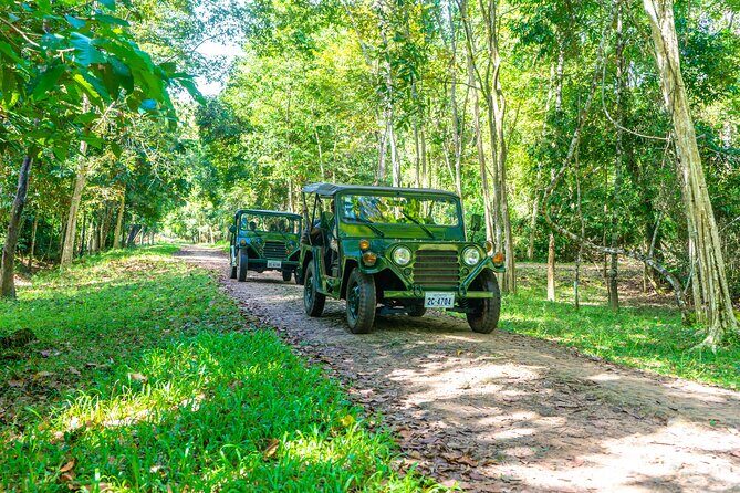 Angkor Jeep Tour Discovery - Inclusive Lunch - Angkor Thom South Gate: Your First Big Symbolic Moment
