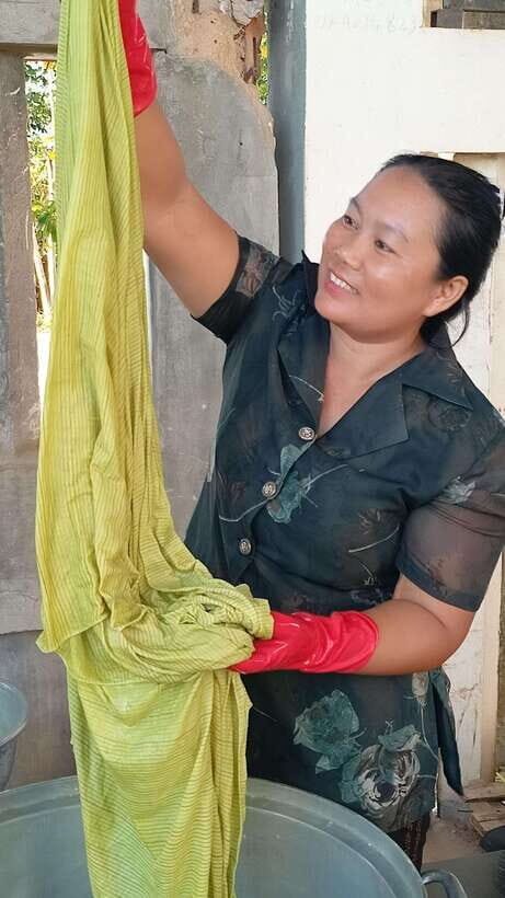 Angkor Silk Farm & Lotus Silk Farm: Siem Reap Discovery Tour - Key things you’ll notice right away