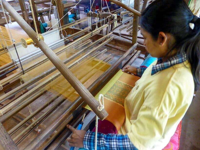 Angkor Silk Farm & Lotus Silk Farm: Siem Reap Discovery Tour - Should you book the Angkor Silk Farm & Lotus Silk Farm tour?
