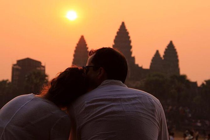 Angkor Sunrise Jeep Tour - Inclusive Breakfast & Lunch - Why the Angkor Sunrise starts before dawn