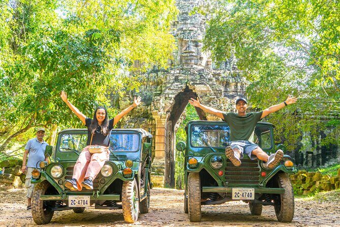 Angkor Sunrise Jeep Tour - Inclusive Breakfast & Lunch - Angkor Wat at sunrise: timing, entry fees, and photo help