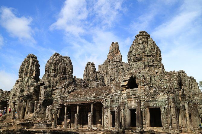 Angkor Temples Private Full-Day Tour from Siem Reap (Free Child) - Sunset: the payoff after the stone grind