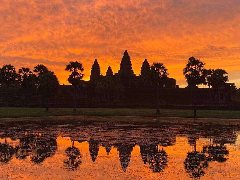 Angkor Wat 2-Day complex Sun rise & Sun set with Guided Tour - How the Guide Makes the Temples Click