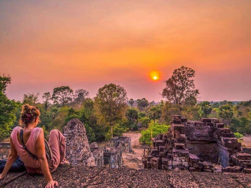 Angkor Wat: and Beyond Sunset at Bakheng Tour - Why Angkor Wat plus Angkor Thom feels like one big story