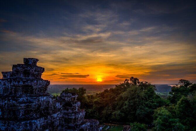 Angkor Wat full Day 'Small Group with sunset & Tour Guide - Why this Angkor Wat day feels focused (not just “temples and photos”)