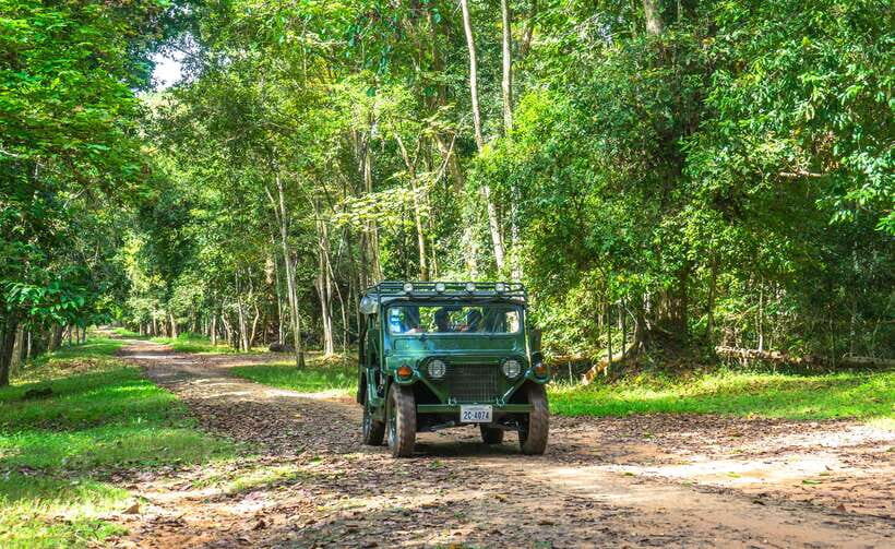Angkor Wat: Guided Jeep Tour Inclusive lunch at local house - Ta Prohm’s jungle ruins: where stone and vines steal the show