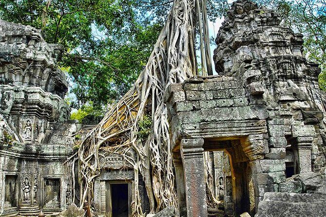 Angkor Wat Private Tour in a Tuk Tuk - Stop 3: Bayon Temple and the Carving-to-Meaning Connection