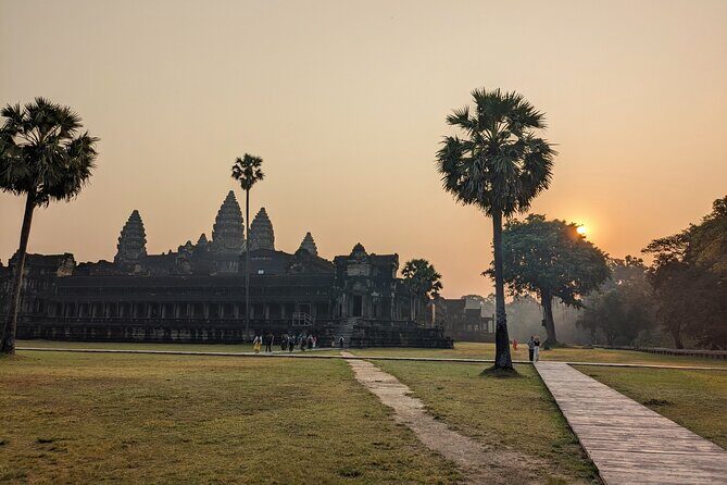Angkor Wat Private Tuk-Tuk Tour (sunrise Option) & more - Ta Keo: A Temple Built Like a Stone Statement