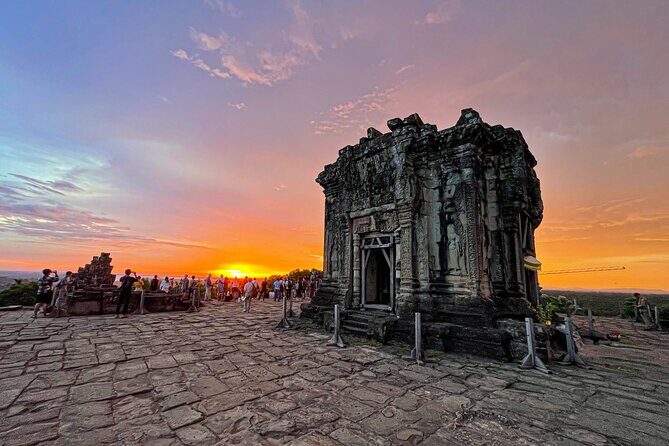 Angkor Wat Small Group Tour and Sunset with Lunch Included - Pickup, A/C Comfort, and the Dress Code Reality Check