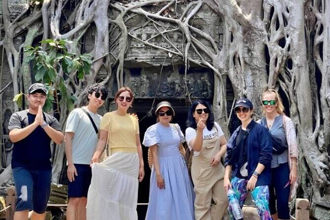 Angkor Wat Sunrise & 3 Main Temples with Breakfast – Small Group - Stop-by-stop: Angkor Wat, Srah Srang, Bayon, Ta Prohm