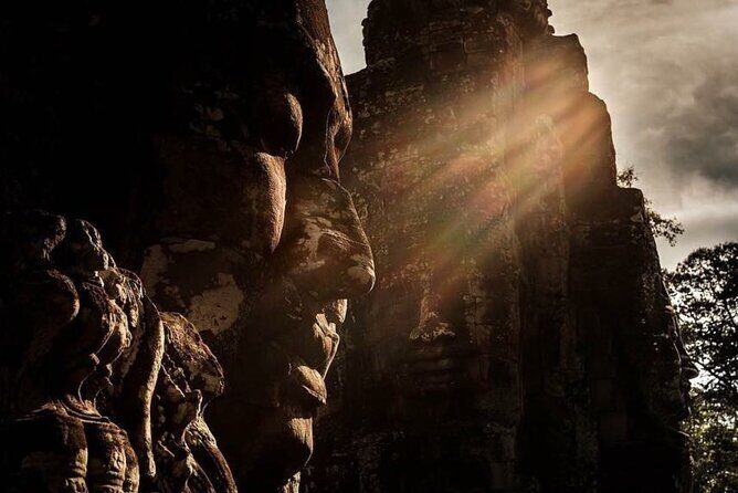 Angkor Wat Sunrise & 3 Main Temples with Breakfast – Small Group - Guides: the difference between seeing temples and understanding them