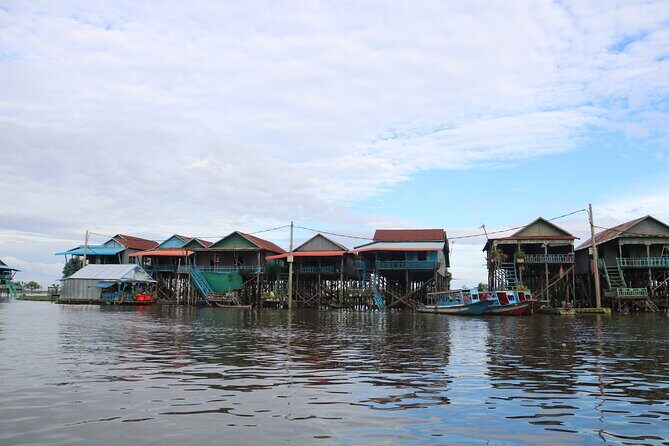 Angkor Wat Sunrise and Tonle Sap Lake 1.5 Days - Ro Lus Market and Kampong Phluk: Tonle Sap’s water-world