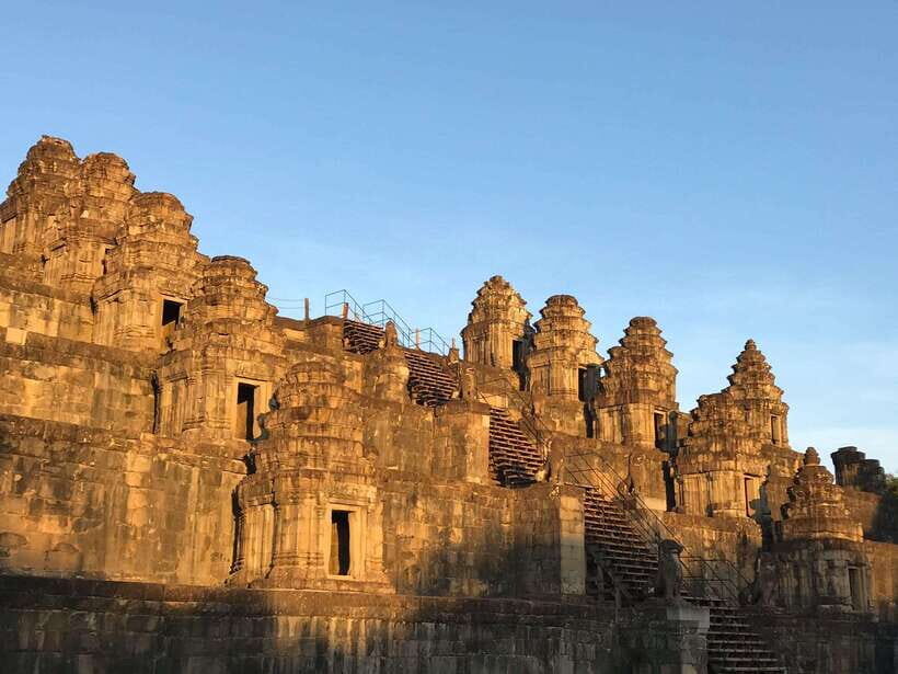 Angkor Wat Sunrise by Vintage Jeep – Private Tour - Who should book this tour