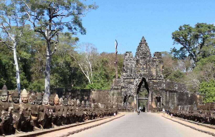 Angkor Wat Sunrise by Vintage Jeep – Private Tour - Ta Nei jungle temple: the quieter stop that often steals the show