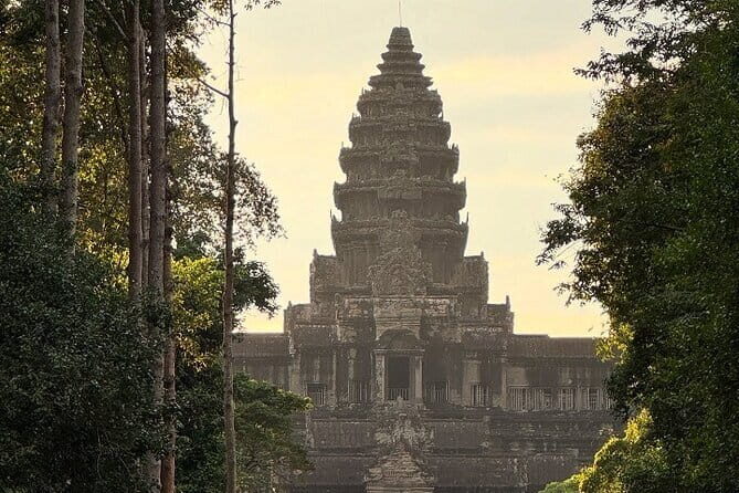 Angkor Wat Sunrise Small-Group 1-Day Tour from Siem Reap - Price and tickets: what $35 really buys you