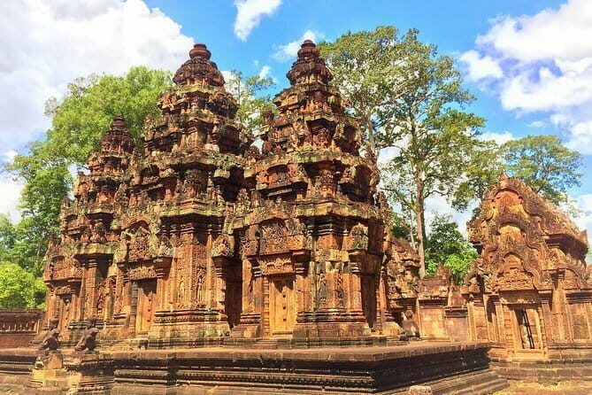 Angkor Wat Sunrise Small-Group 1-Day Tour from Siem Reap - Dress code and what to pack for temple rules