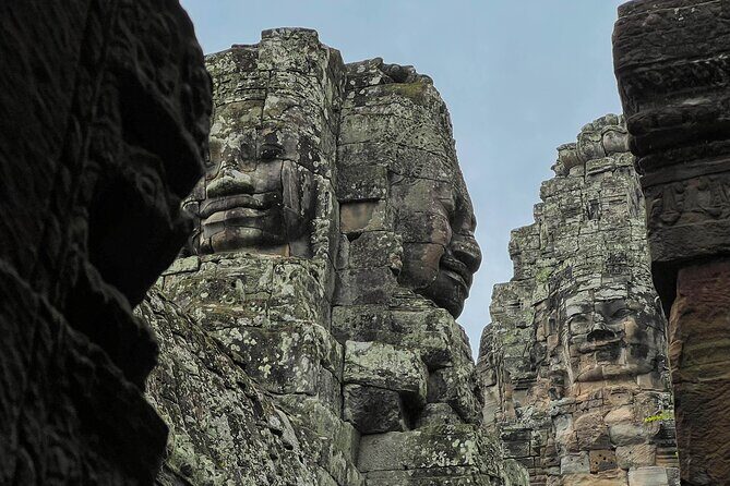 Angkor Wat Sunrise Small Group Tour With Breakfast - Breakfast at Srah Srang: local food, real atmosphere