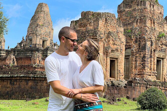 Angkor Wat Sunrise Small Group Tour With Breakfast - Angkor Thom South Gate: the 12th-century arrival moment