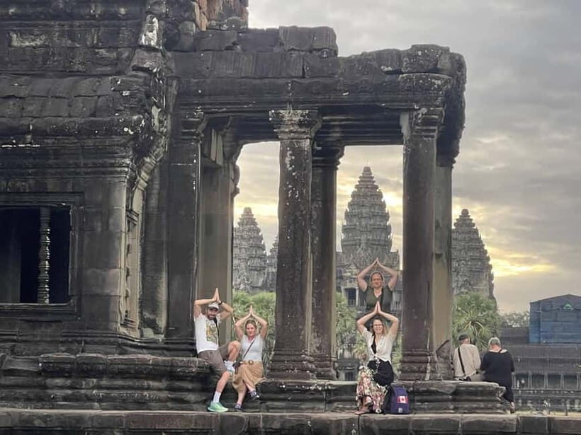 Angkor Wat Sunrise Temple Tour with Bayon and Ta Prohm - Comfort and practical tips that make the day easier