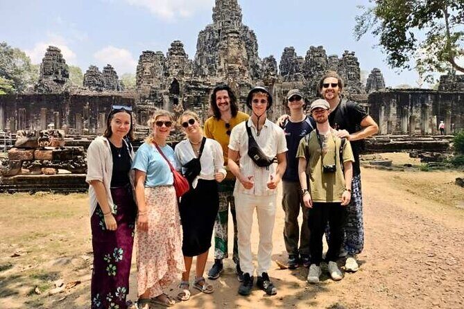 Angkor Wat Sunset Small Group Tour with Lunch Included - Bayon Temple: The Smiling Faces Moment