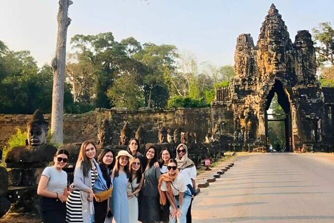 Angkor Wat Sunset Small Group Tour with Lunch Included - Angkor Thom South Gate and Leper King Terrace: Quick Hits