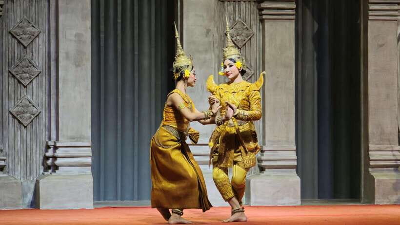 Apsara Theater Performance include dinner & Hotel pick up - Getting There Smoothly: Tuk-Tuk Pickup and Timing That Matters