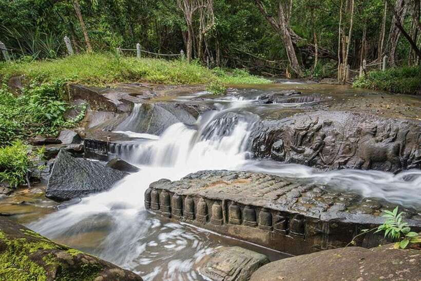 Bantey Srei, Kbal Spean and Landmine museum Private Tuk-Tuk - Kbal Spean Riverbed: The Jungle Walk and the Hindu Myth in Stone
