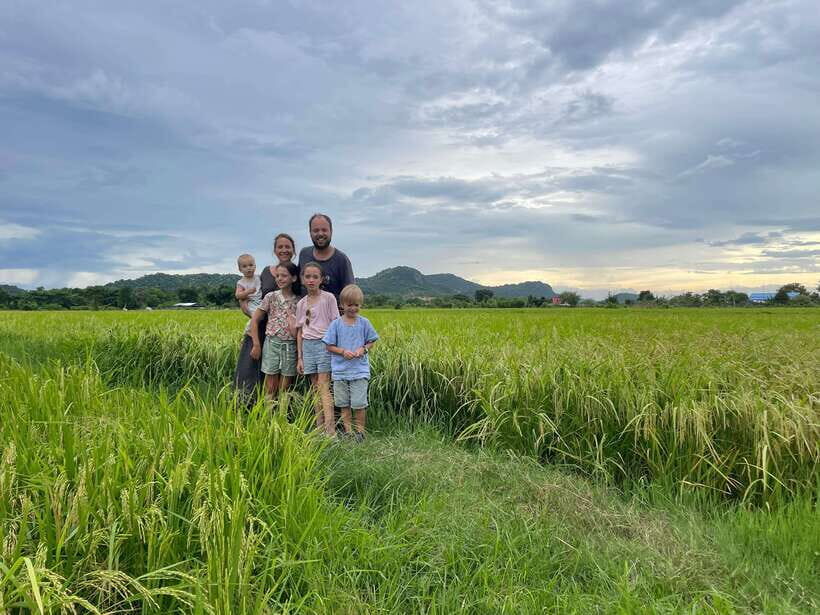 Battambang: Bamboo Train, Bat Cave and Killing Cave Tour - Transportation, stops, and how to pace yourself in the tuk-tuk