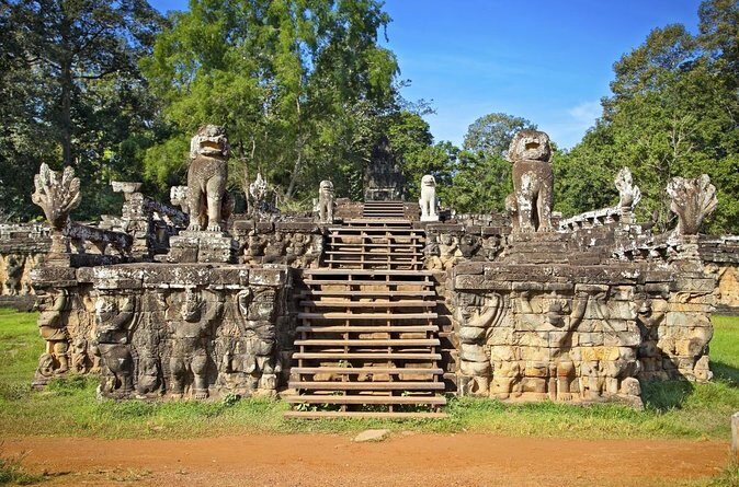 Best Temples Day Tour in Siem Reap with Sunset - Why Pre Rup at sunset is the smartest way to end your Angkor day