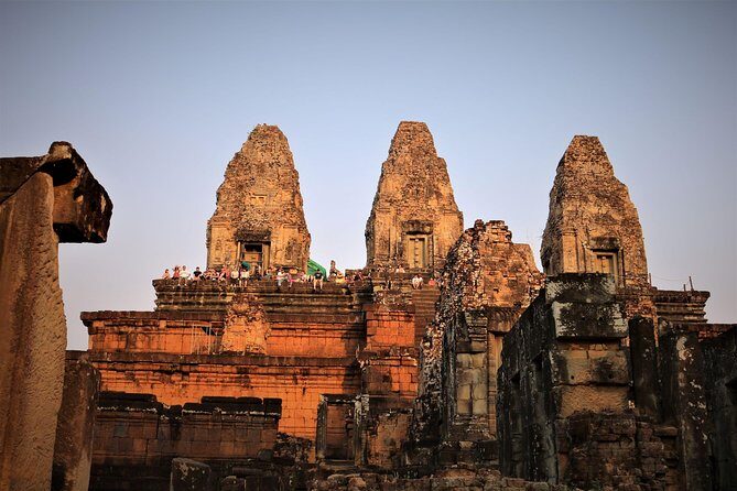 Best Temples Day Tour in Siem Reap with Sunset - Srah Srang lunch break: a real pause, even if lunch is on you