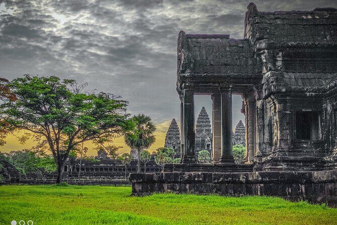 Best Temples Day Tour in Siem Reap with Sunset - Pre Rup at sunset: photos, timing, and the Shiva connection