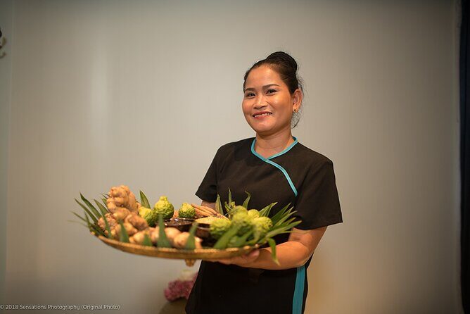 Body Scrub– Special Treatments - The massage parlor atmosphere: clean, calm, and properly staffed