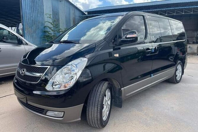 Cambodia Private Taxi - Siem Reap & Angkor Wat Temple Area Tour - The bonus that surprises people: history talk during the drive