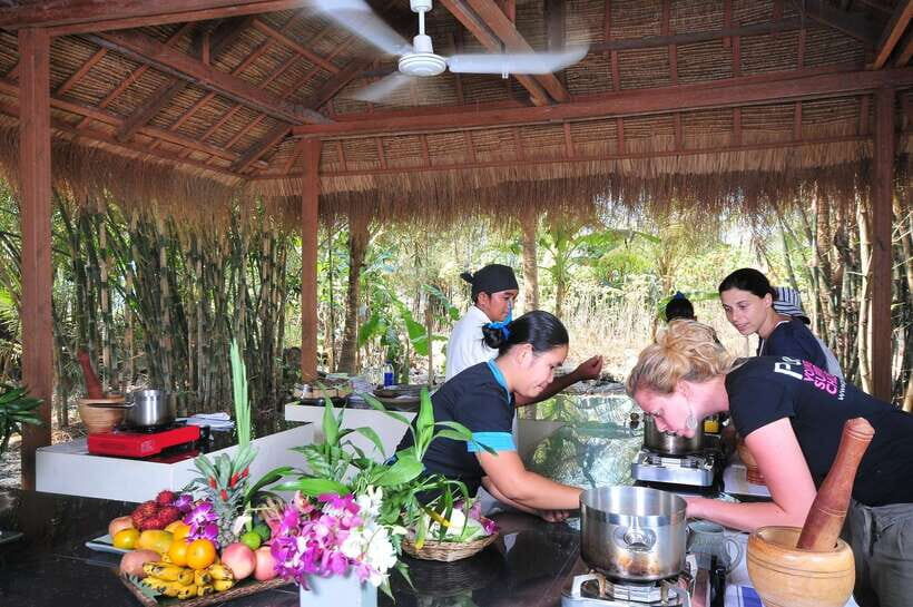 Cambodian Cooking Class from Siem Reap - Tuk-Tuk From Siem Reap to Real Village Cooking