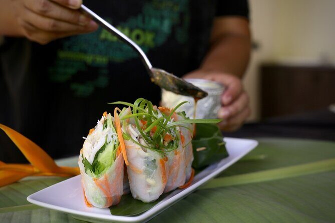 Cambodian Village Cooking Class - Guides and chefs: what the best instruction looks like