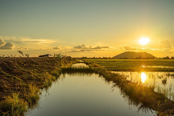 Countryside Sunset Jeep Tour with Drinks included - Stop 1: Chreav Village Break and Living-Livelihoods Talk