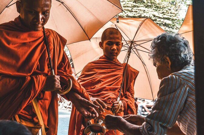 Explore Battambang full day tour by Tuk Tuk (start from 9am-6:30pm) - Snacks, Local Food, and the Kinds of Stops You’ll Appreciate Later