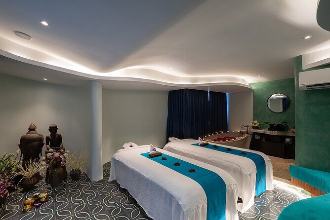 Four Hand Relaxing Oil Massage - Four hands massage in Phnom Penh: what it really means
