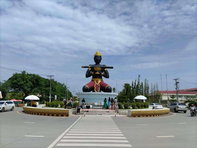 From Siem Reap: Battambang Day Trip Return or to Phnom Penh - The drive from Siem Reap to Battambang: plan for the hours, not just the sights